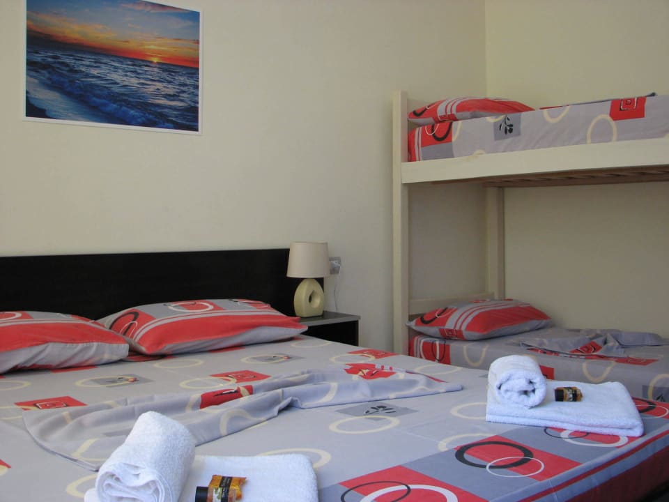 Room3 Aparthotel Vila Tufi