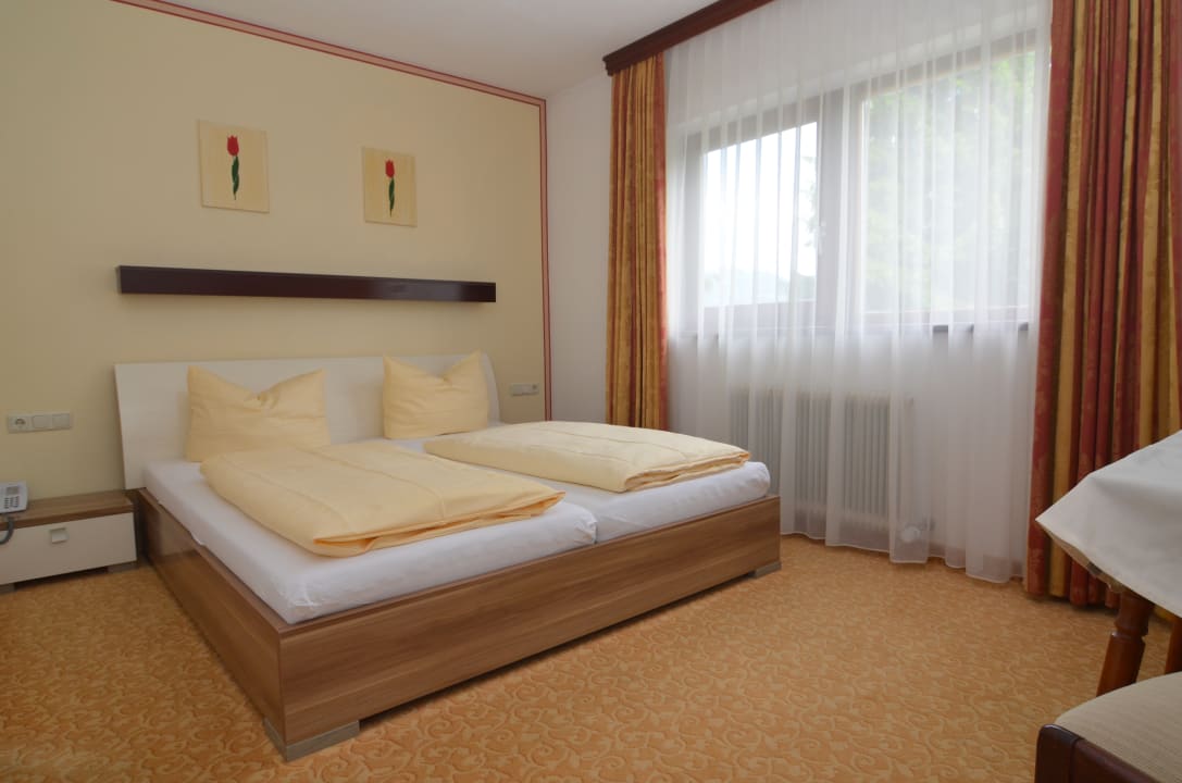 Zimmer Parkhotel Kirchberg