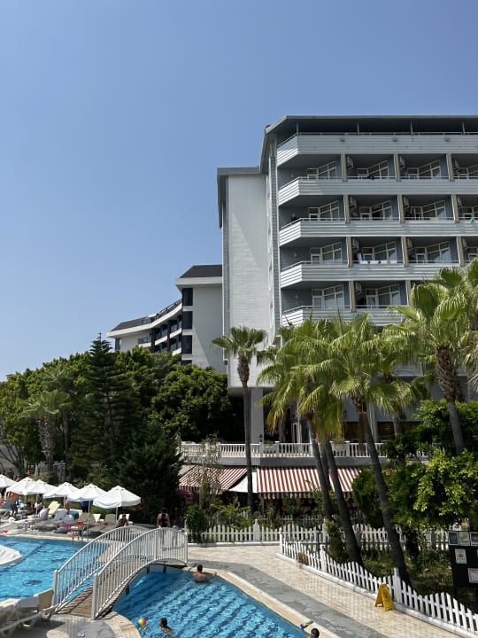 Außenansicht Mira Meridia Beach Hotel