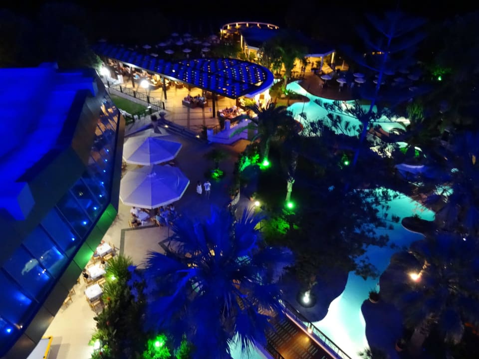 Ausblick am Abend vom Balkon Hotel Calypso Beach