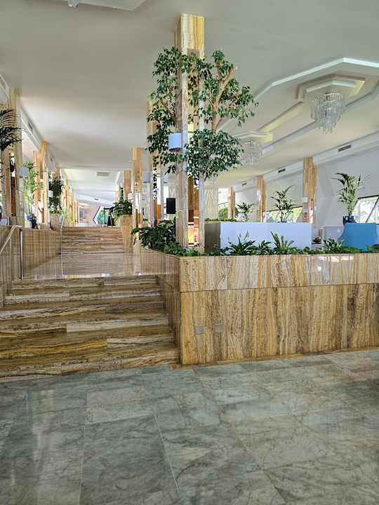 Lobby Hotel Exagon Park