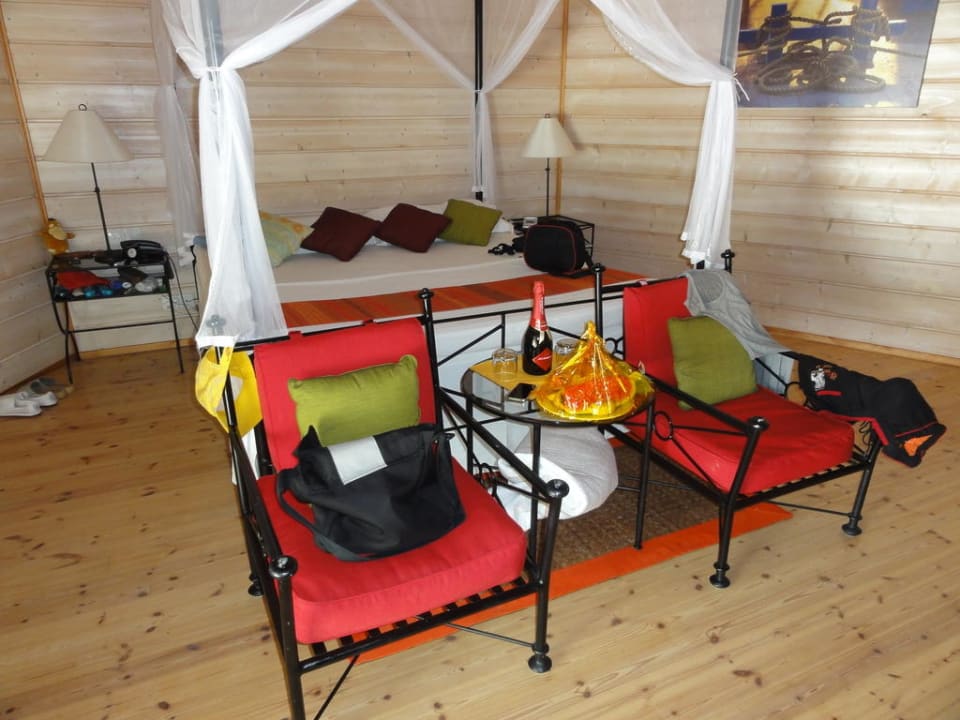 Jacuzzi Beach Villa Nr.114 Kuredu Island Resort & Spa