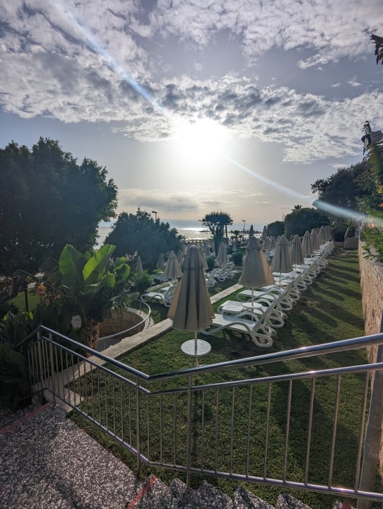 Strand Melas Resort Hotel