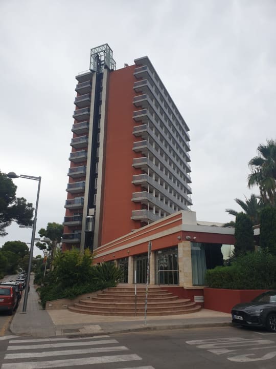 Außenansicht Hotel Obelisco