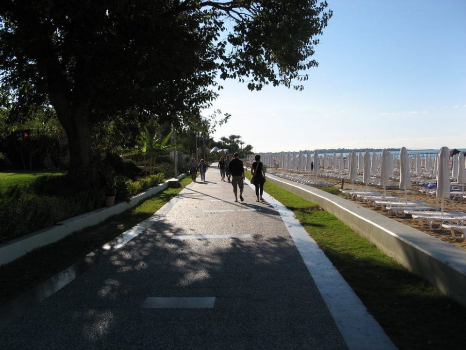 Promenade nach Side Hotel Grand Side