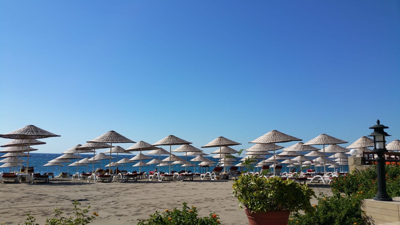 Strand Club Boran Mare Beach