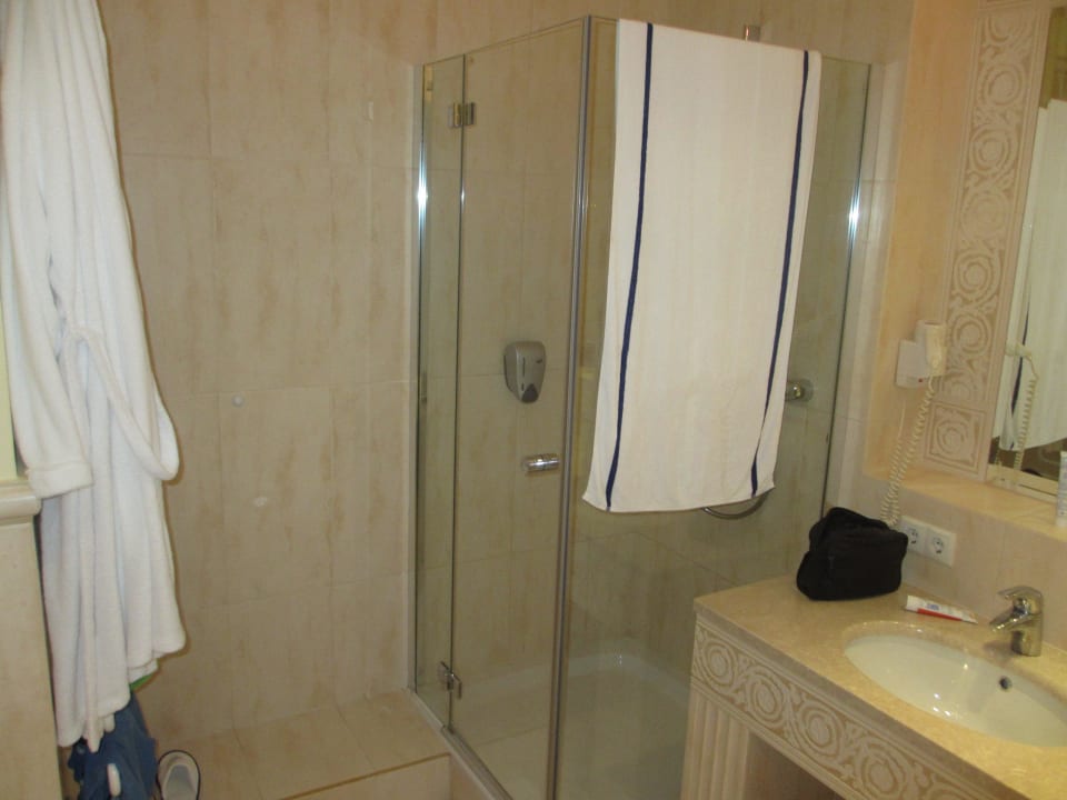 Bad/Dusche Schlosshotel Lacknerhof