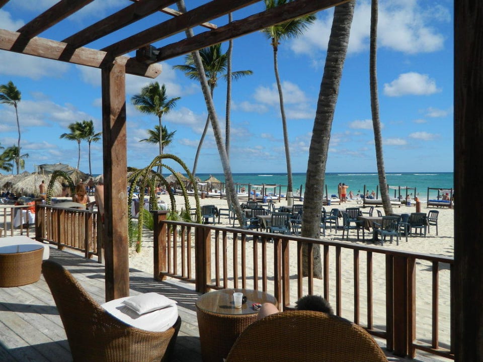 Geniale Bar am Strand Punta Cana Princess All Suites Resort & Spa