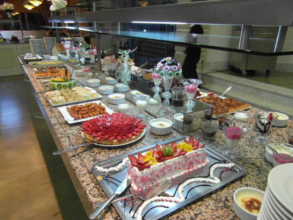 Dessert Can Garden Beach