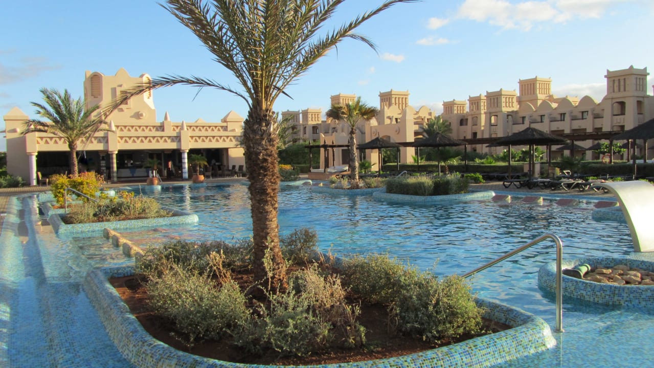 Pool im Adults-Bereich Hotel Riu Touareg