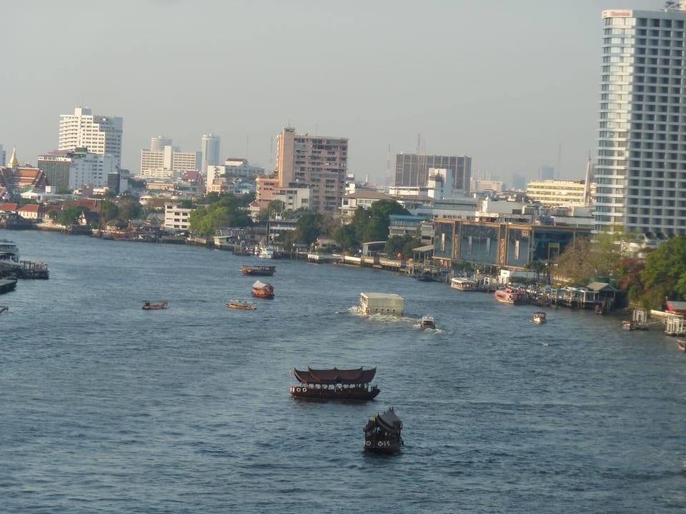 Das Treiben am Fluss Shangri-La Hotel, Bangkok
