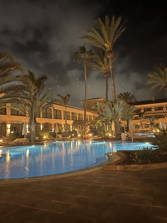Pool Secrets Bahia Real Resort & SPA