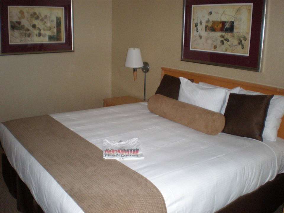 King Size Bett The STRAT Hotel, Casino and SkyPod