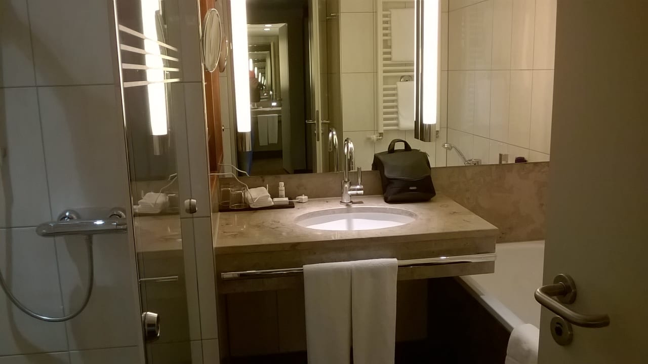 Zimmer Dorint Hotel am Heumarkt Köln