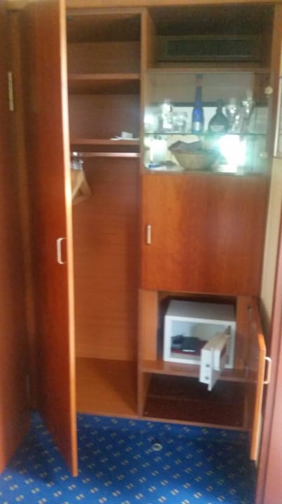 Schrank, Bar, Tresor Sieben Welten Hotel & Spa Resort