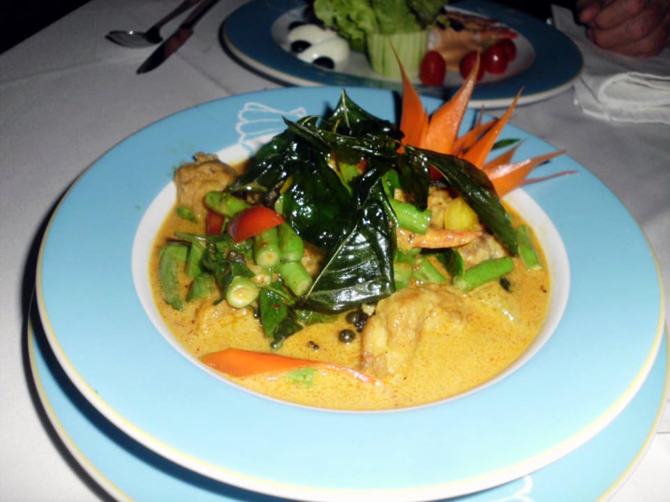 Red Curry Khaolak Paradise Resort