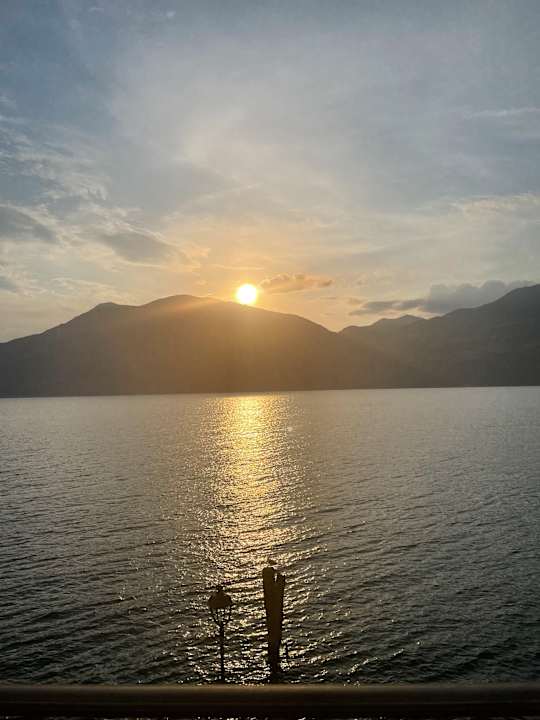 Ausblick Lake Front Hotel Brenzone