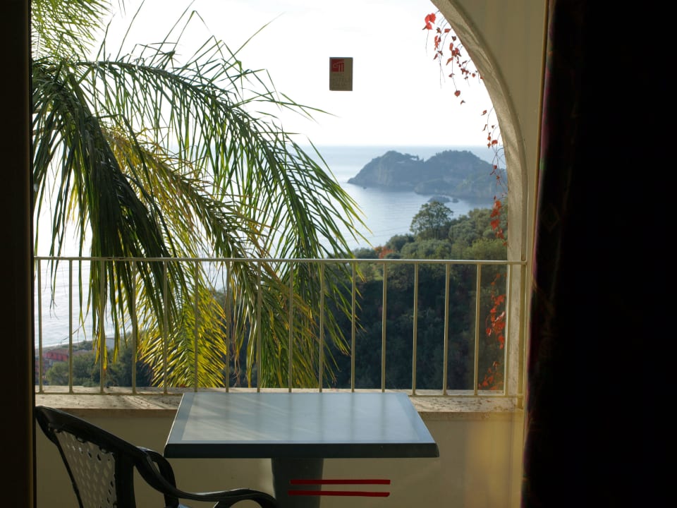 Blick vom Bett aus Hotel Olimpo