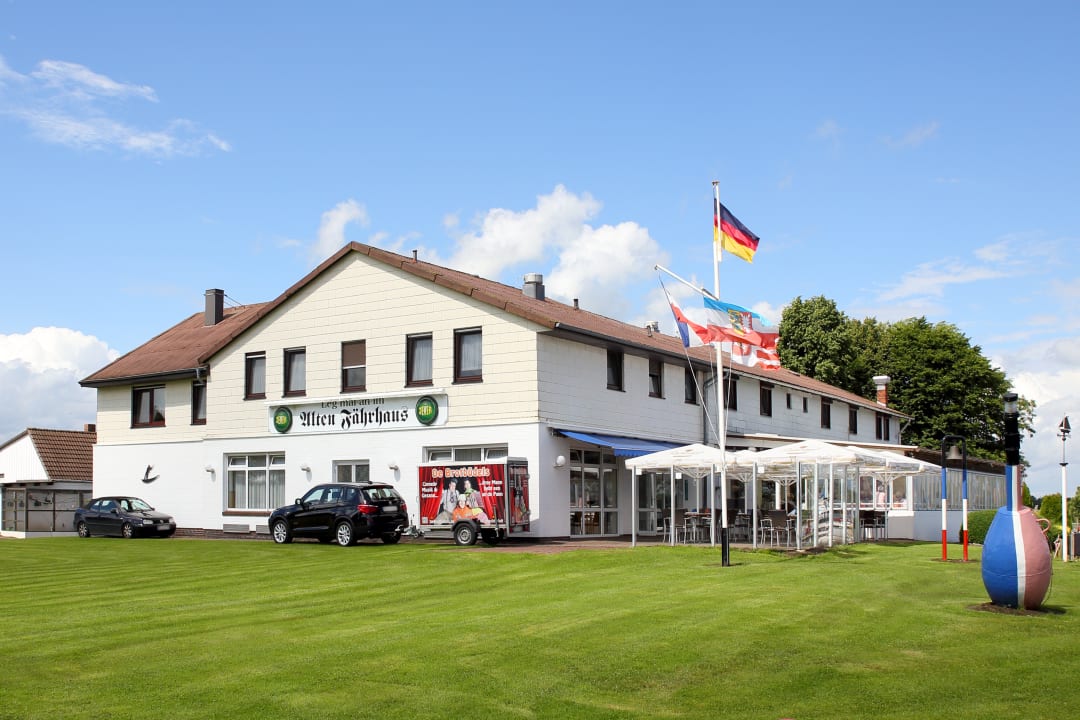 Außenansicht Hotel Zum Alten Fährhaus