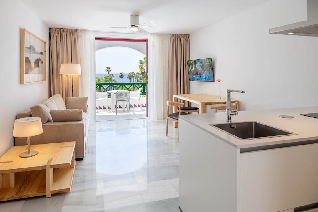 Zimmer Parque Santiago IV Official