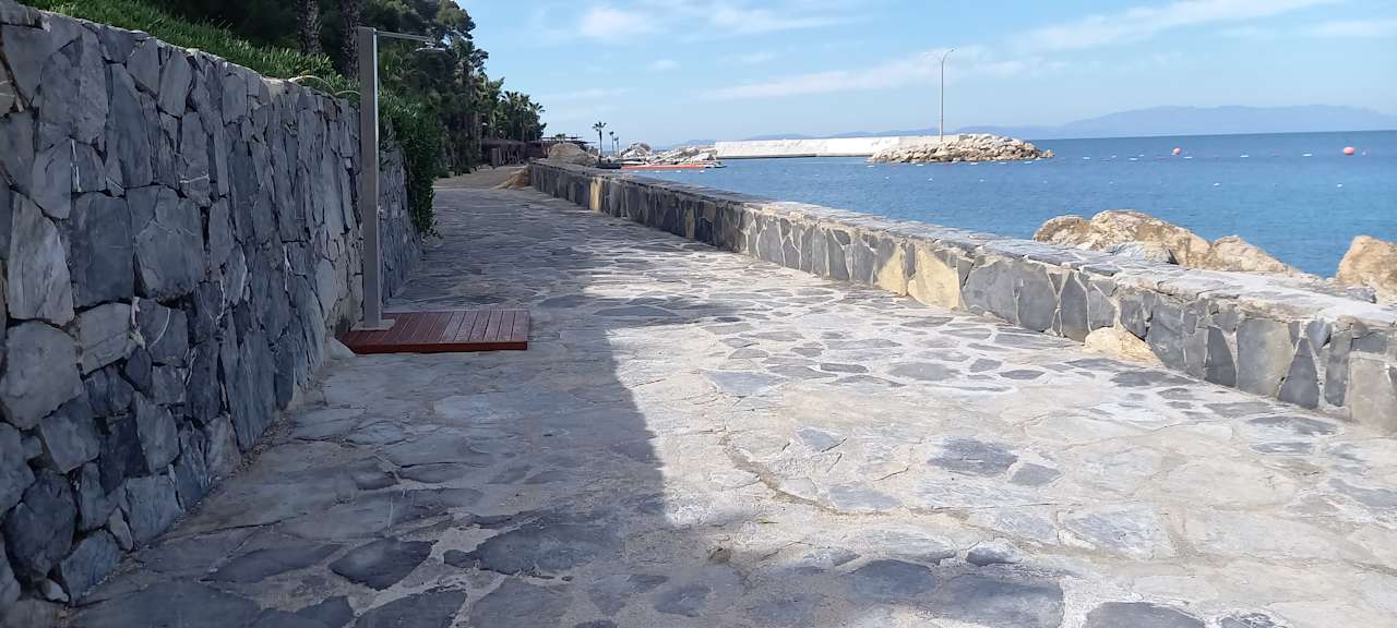 Strand Hotel Pine Bay Holiday Resort