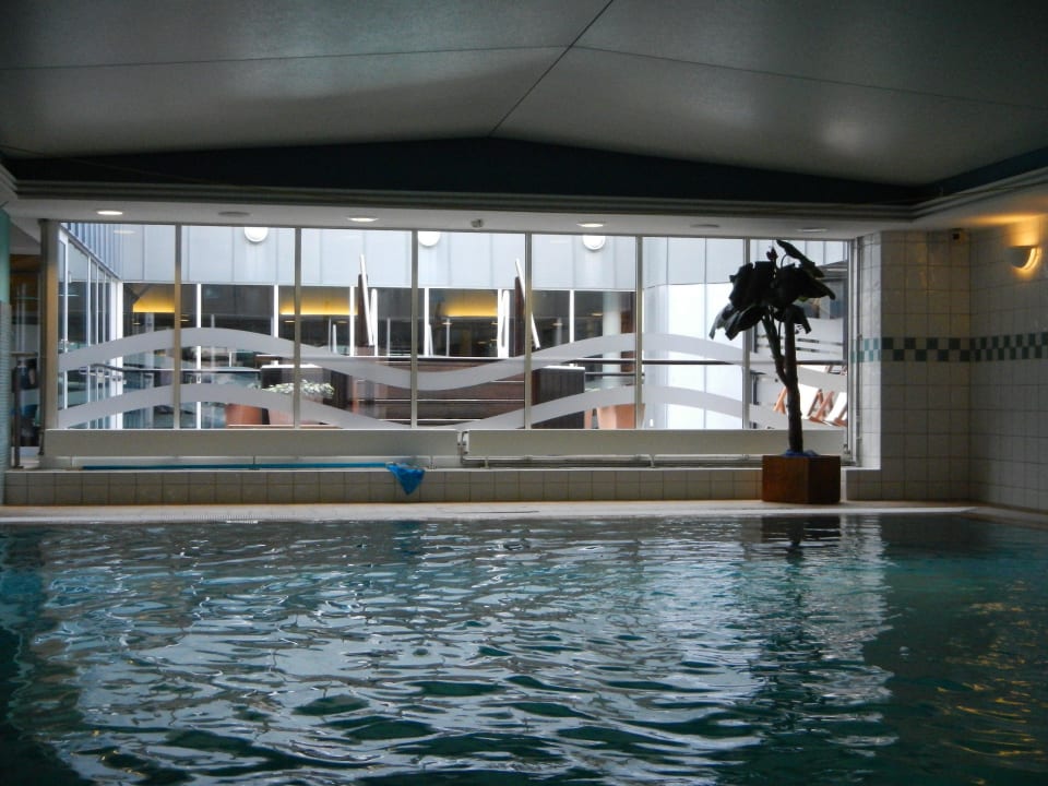 Schwimmbad Hilton Dresden