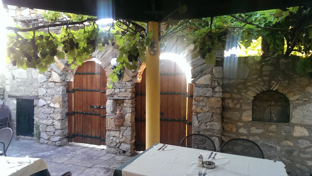 Gastro Hotel Geranion Village