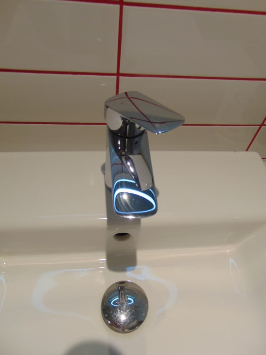 Zimmer Radisson RED Cape Town