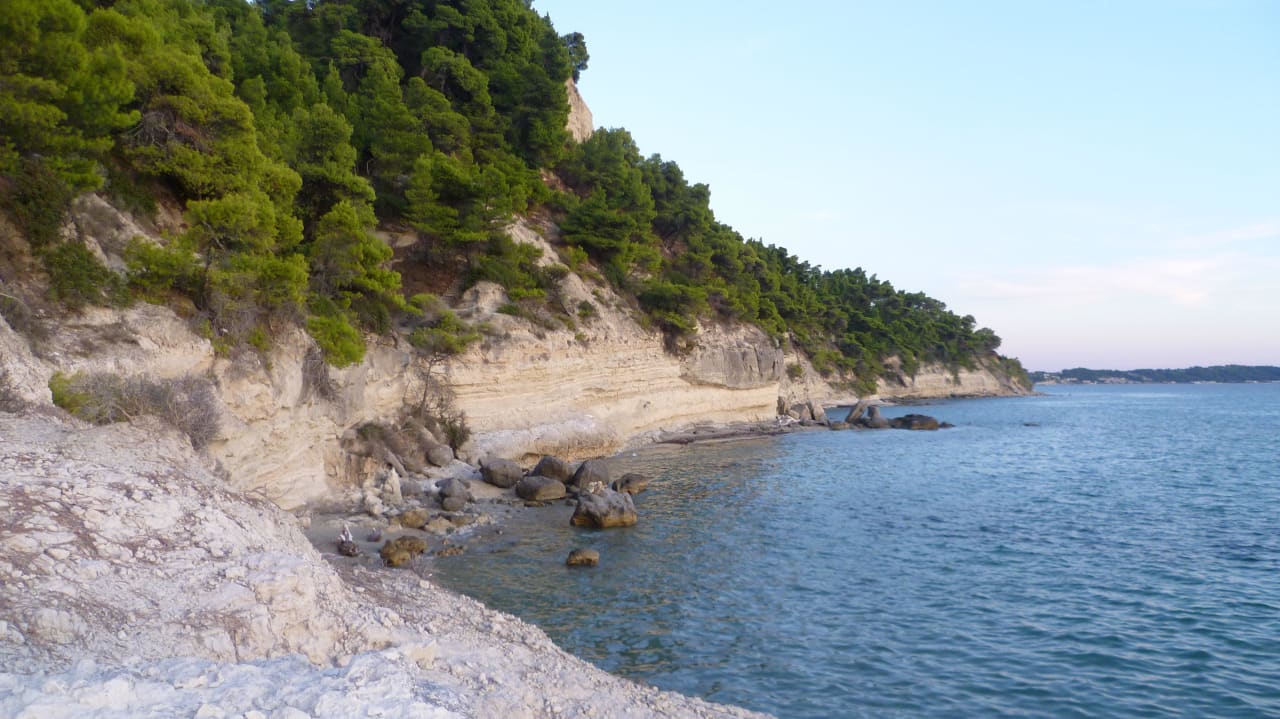 Skarpa - piękne miejsce Iris Hotel