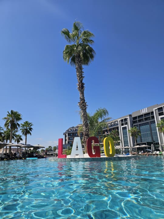 Pool Lago Hotel