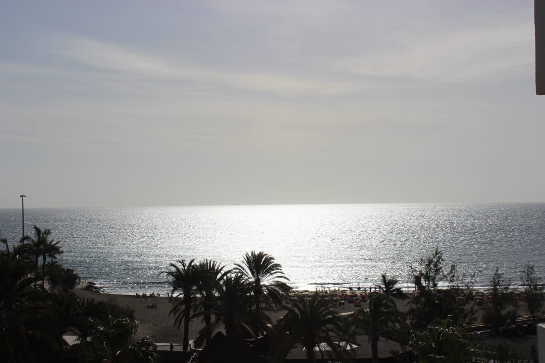 Blick zum Strand Corallium Beach by Lopesan Hotels - Adults only