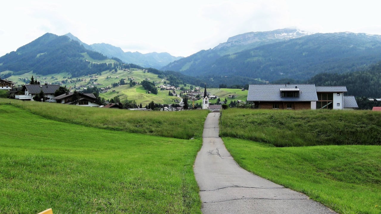 Um das Alpina beginnen Wanderwege Gästehaus Alpina