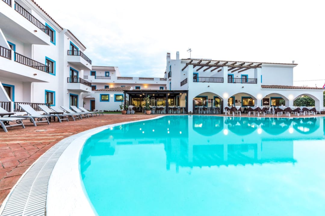 Außenansicht Hotel La Funtana