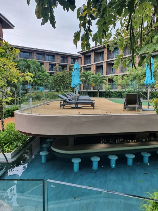 Pool La Flora Khao Lak