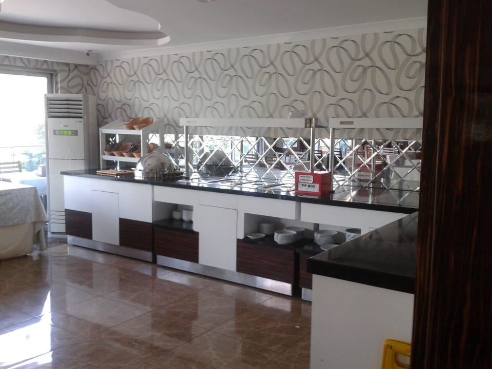 Bufet  Opia Hotel