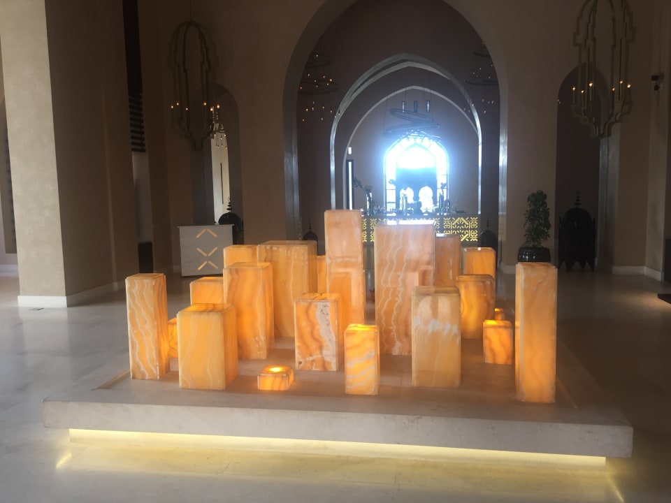 Lobby Salalah Rotana Resort