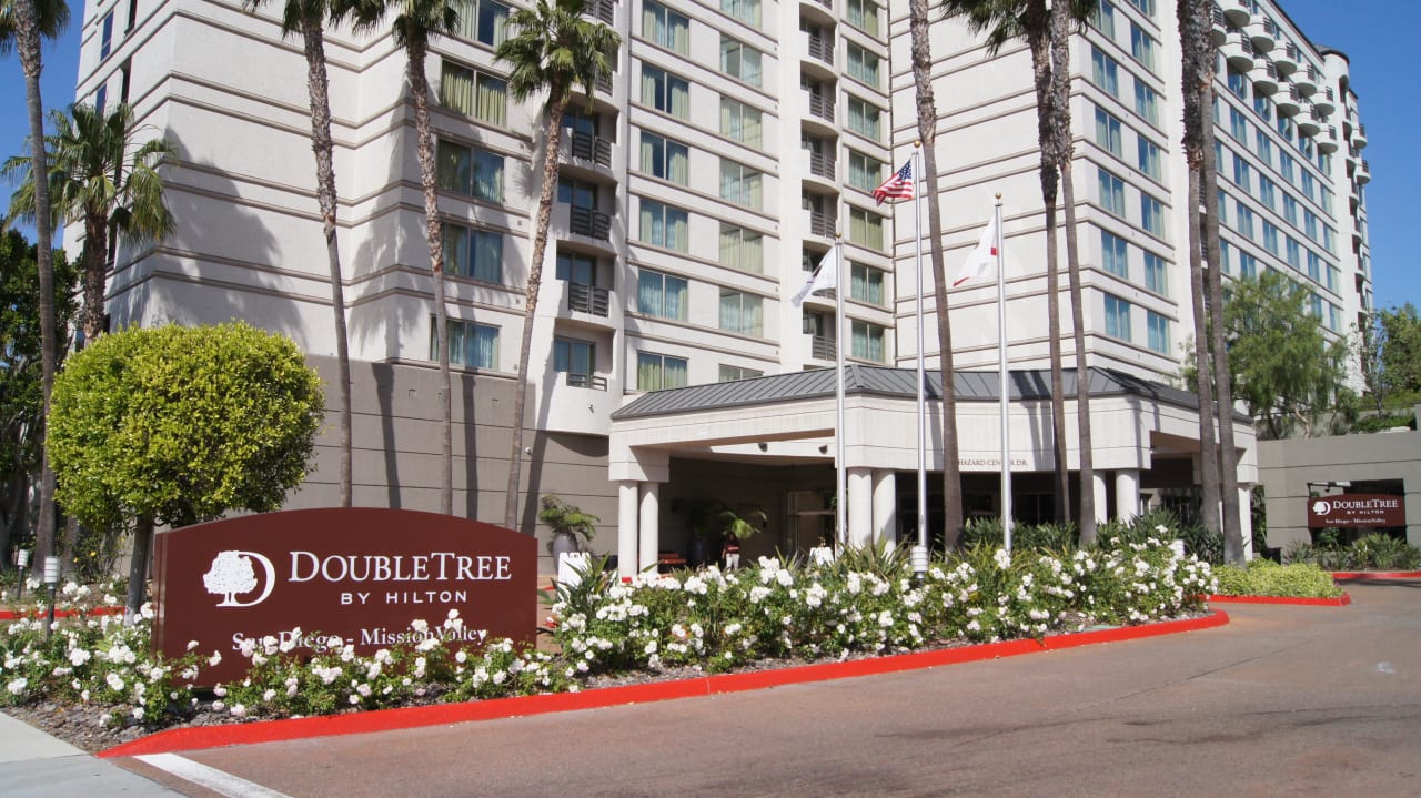 Eingang zum Hotel Hotel Doubletree San Diego Mission Valley