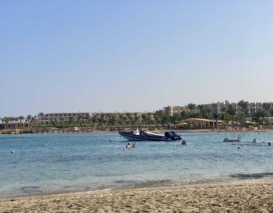 Strand Brayka Bay Resort