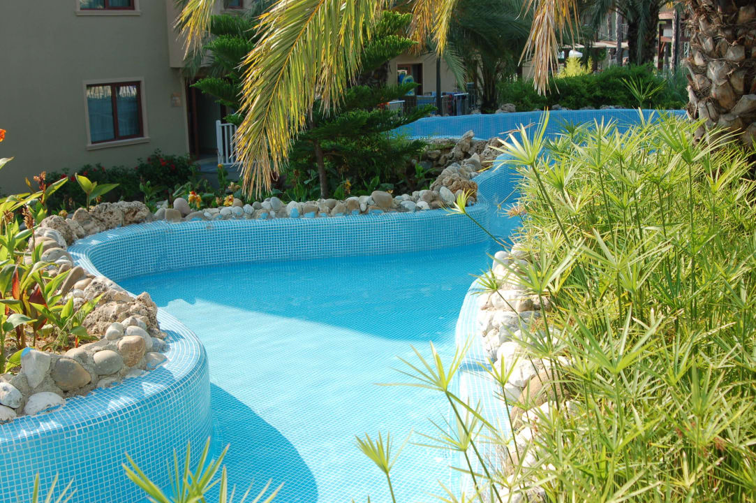 Rutsche im Ruhezustand Club Grand Aqua