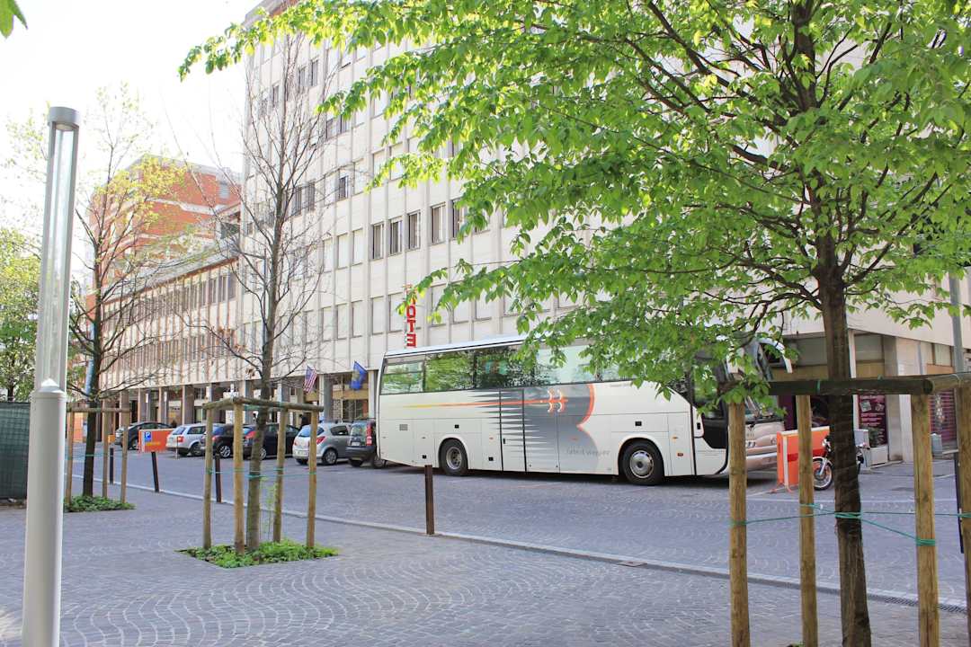 Quite square in front the hotel Hotel Albergo Residence Italia