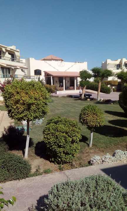 Gartenanlage Lotus Bay Beach Resort