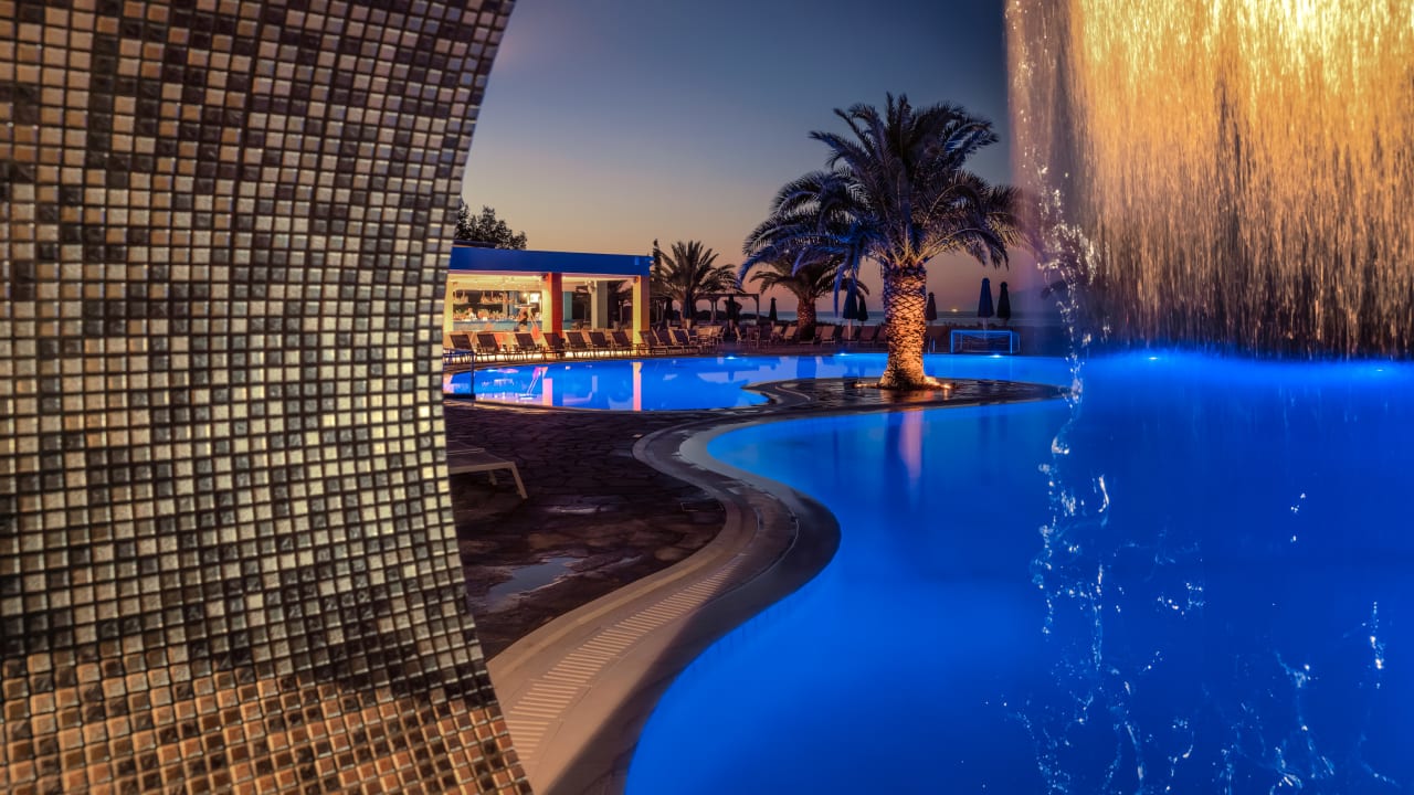 Pool Hotel Mareblue Beach