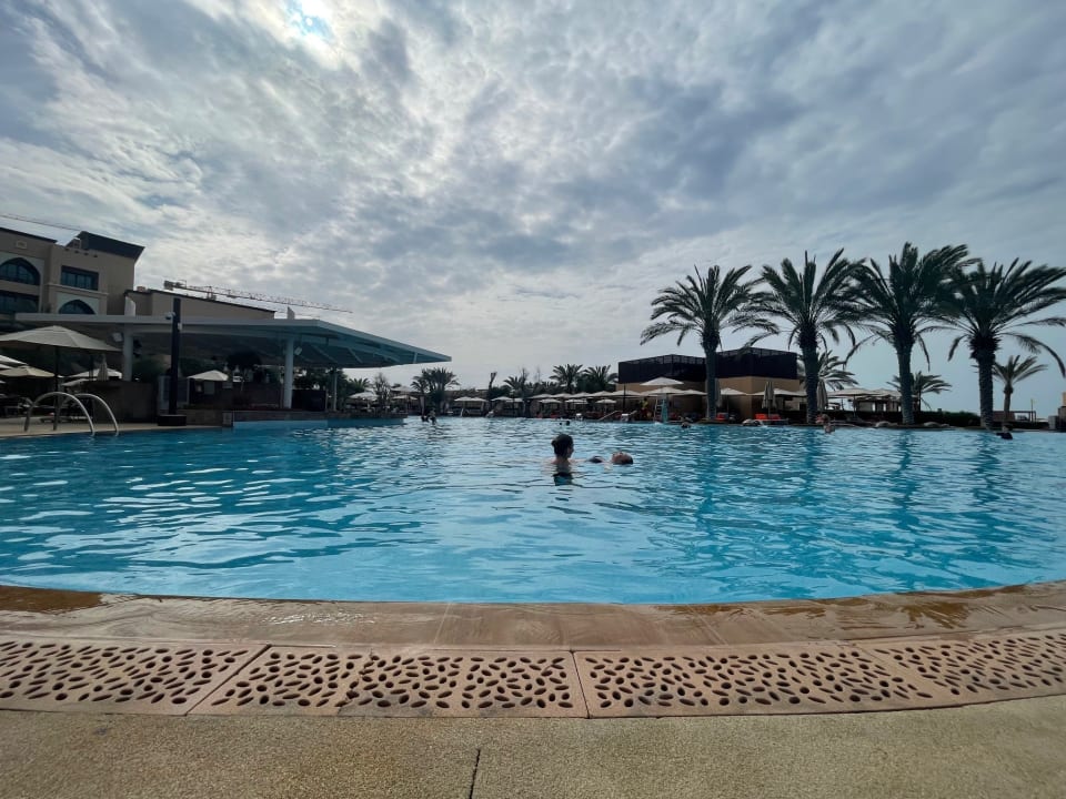 Pool Saadiyat Rotana Resort &  Villas