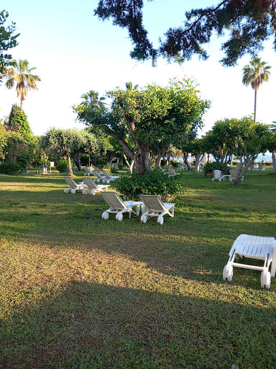Gartenanlage Hotel Defne Ana