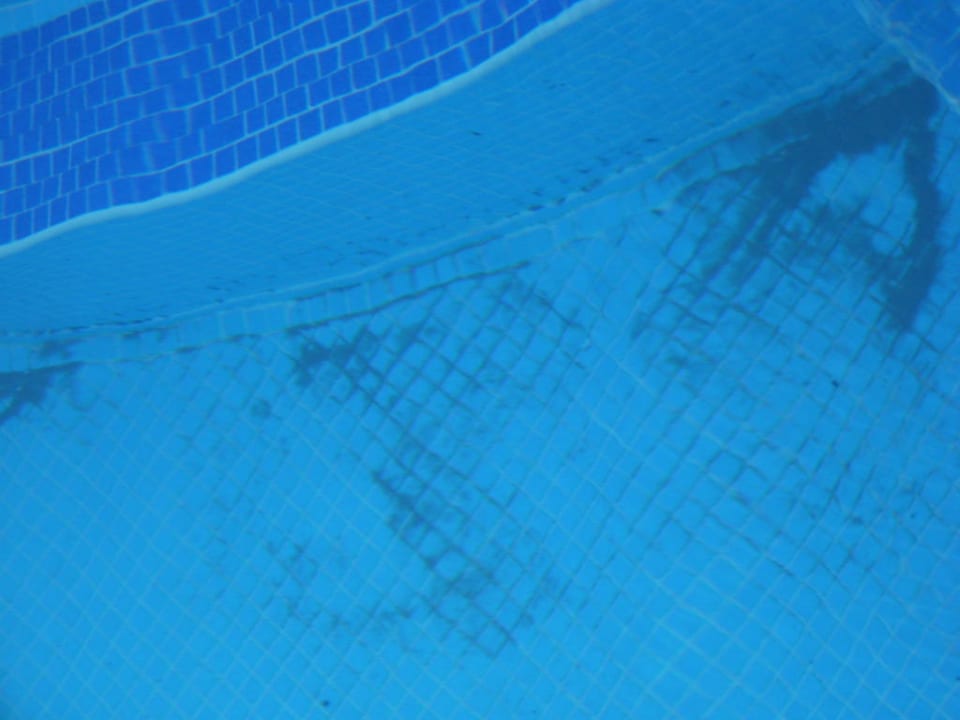 Dreckpool Hotel Sineva Beach