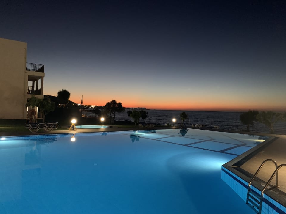 Außenansicht Hotel Ariadne Beach