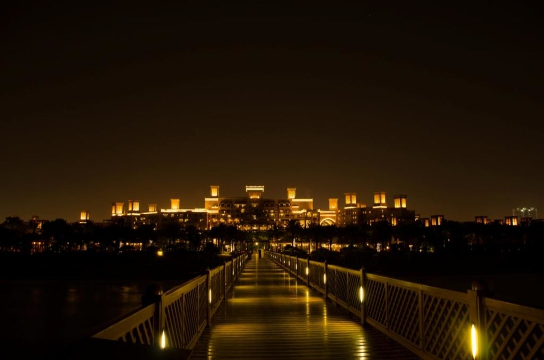 @ Night Jumeirah Al Qasr