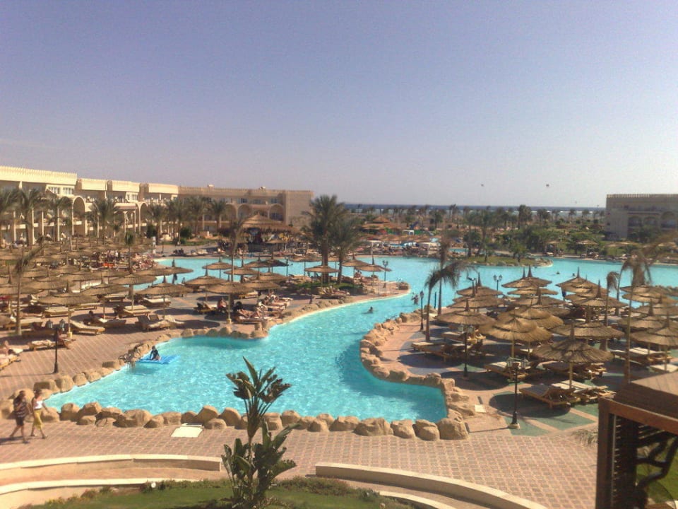 Hauptpool Pickalbatros Royal Moderna Resort-Sharm El Sheikh