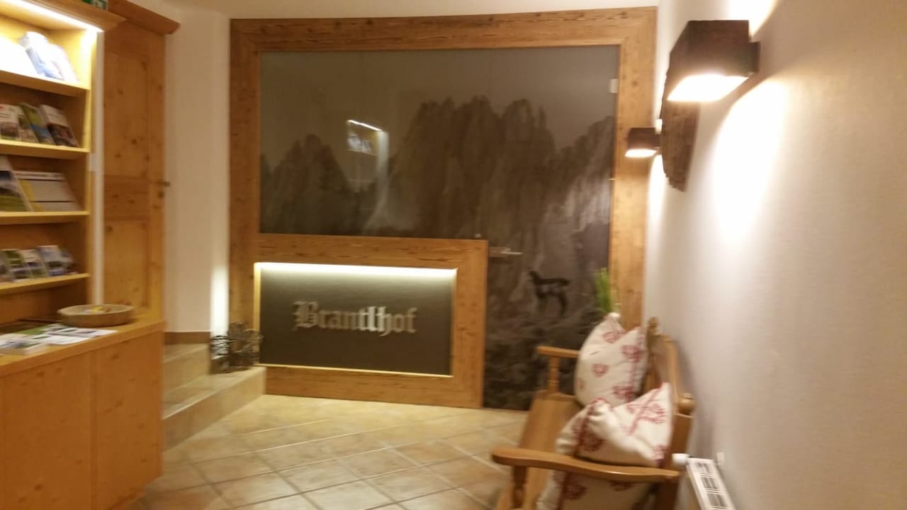 Lobby Gästehaus Brantlhof