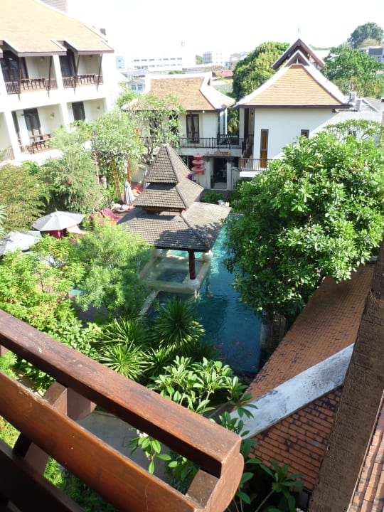 Gartenanlage Hotel The Puripunn